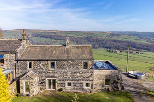 The Long Causeway Brearley